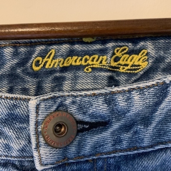 American Eagle‎ beaded jean shorts size 8 - Picture 4 of 10